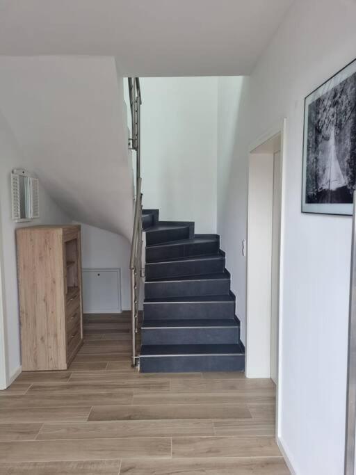 New & Modern Apartment Near Duesseldorf ヴィリッヒ エクステリア 写真