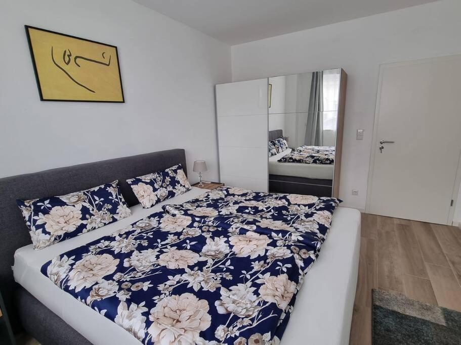 New & Modern Apartment Near Duesseldorf ヴィリッヒ エクステリア 写真